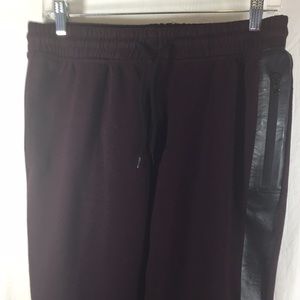 Five-by-Five Elastic Waist Zip Pocket Jogging Pant